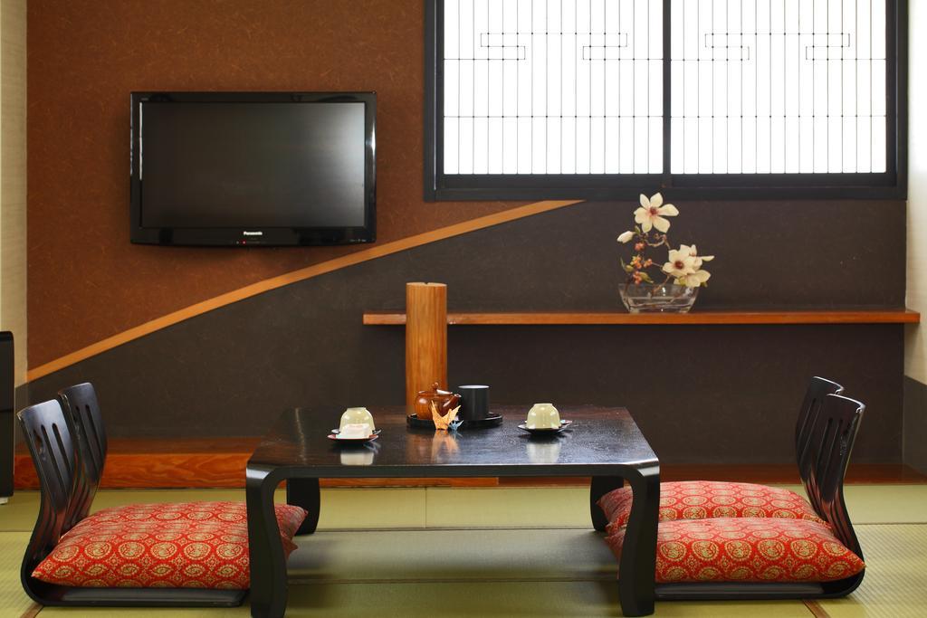 Hotel Chatelet Inn Kyoto Exterior photo